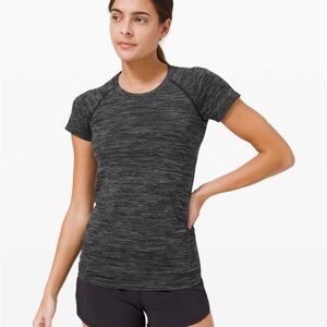 Lululemon Women's Black Heathered Top